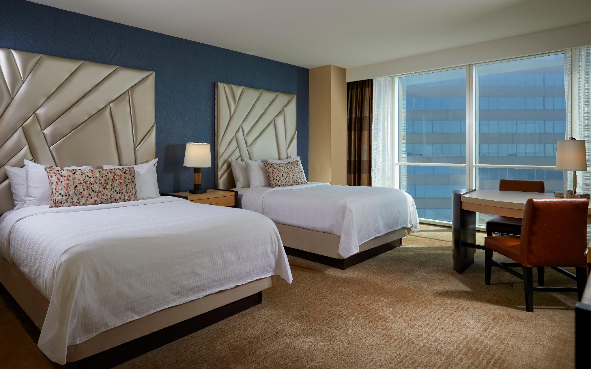 Ocean, Classic, Queen Bed, North Tower