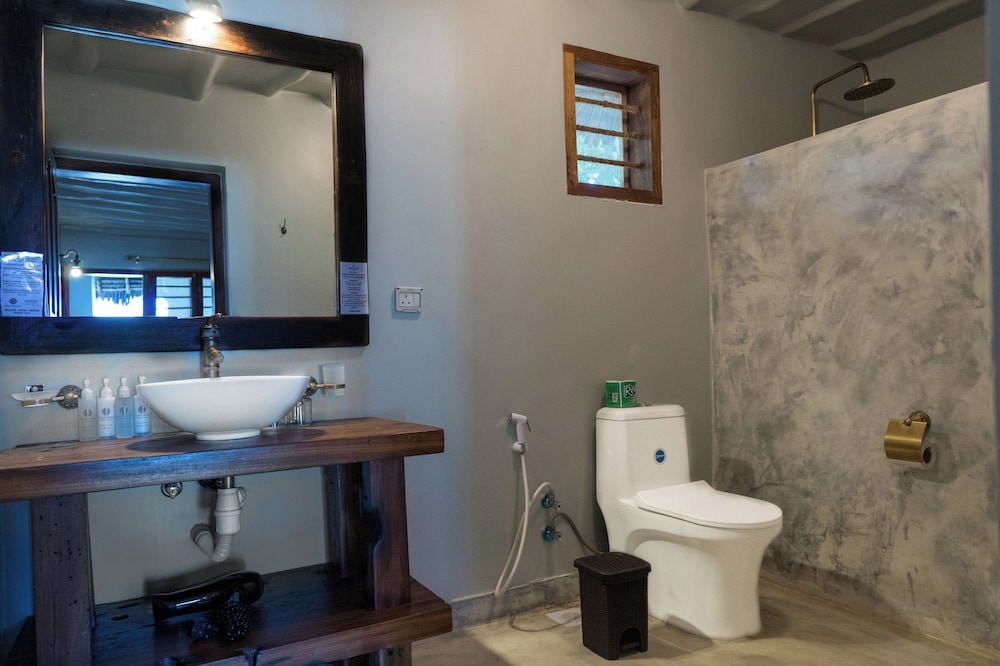 Ndame Beach Lodge 65/67