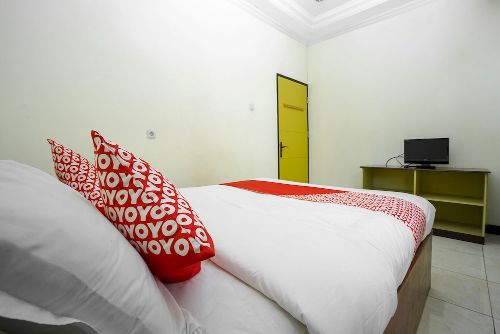 Basic, Twin Beds