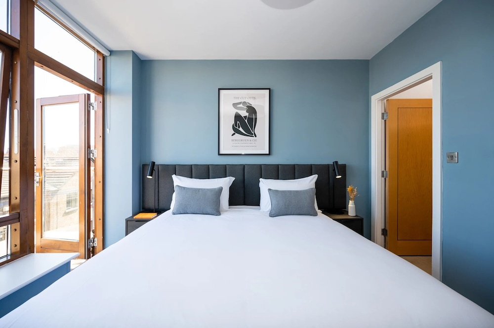 3 BEDROOMS, PENTHOUSE