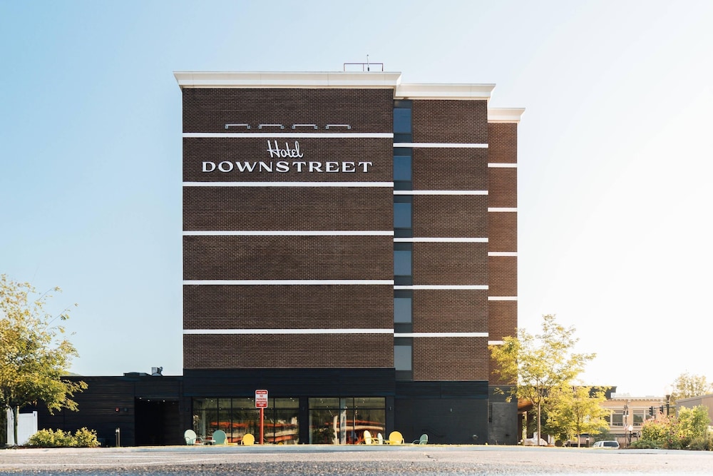 Hotel Downstreet, an Ascend Collection Hotel 1/50