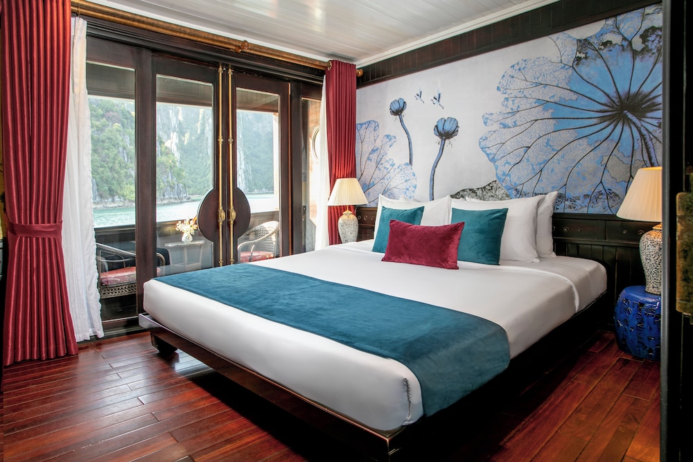 Bhaya Cruises 28/73