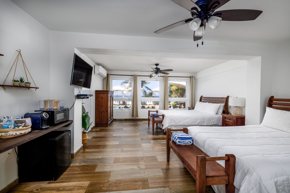 Casa Isleña Inn 6/35