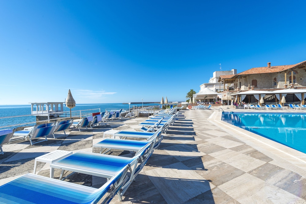 Hotel Maga Circe 60/72