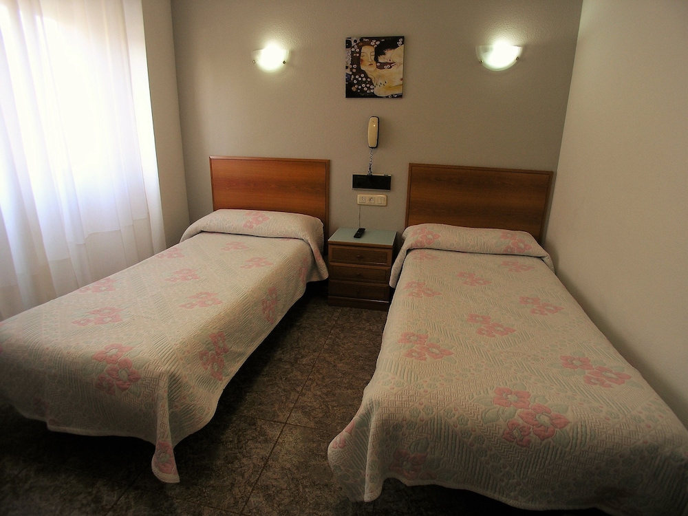 Iraipe Gorbea Hotel 25/48