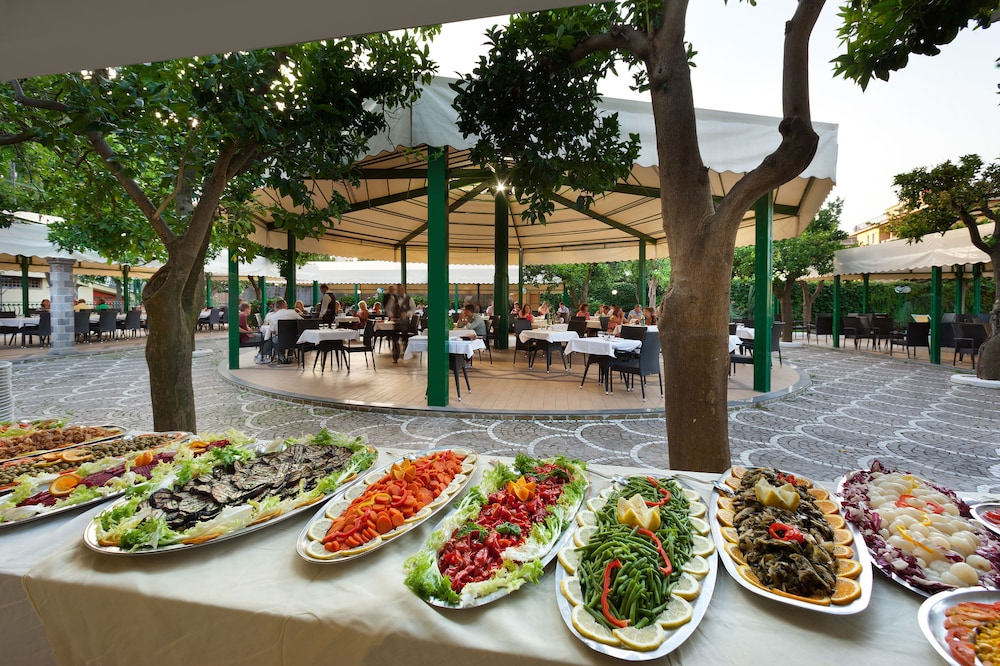 Grand Hotel Parco Del Sole 29/47
