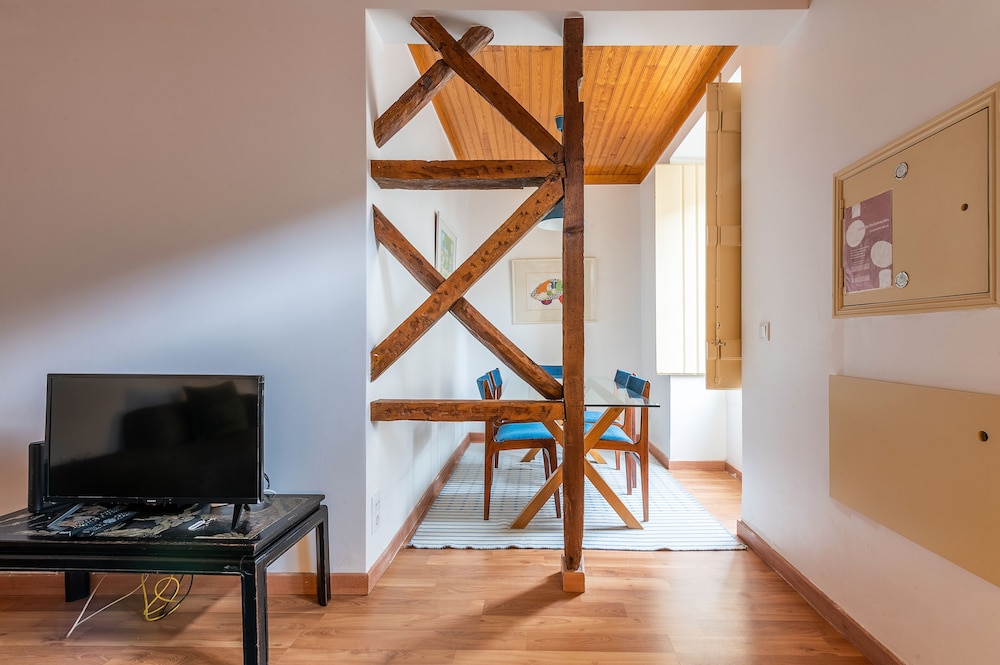 Portas do Teatro Apartments 10/50