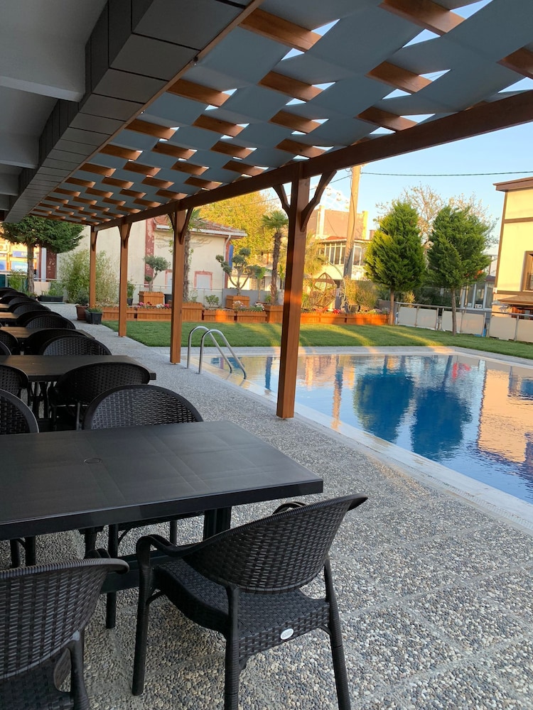 Akcayzeytin Otel 36/46