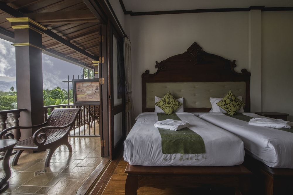THE VIEW PAVILION - LUANG PRABANG 27/61