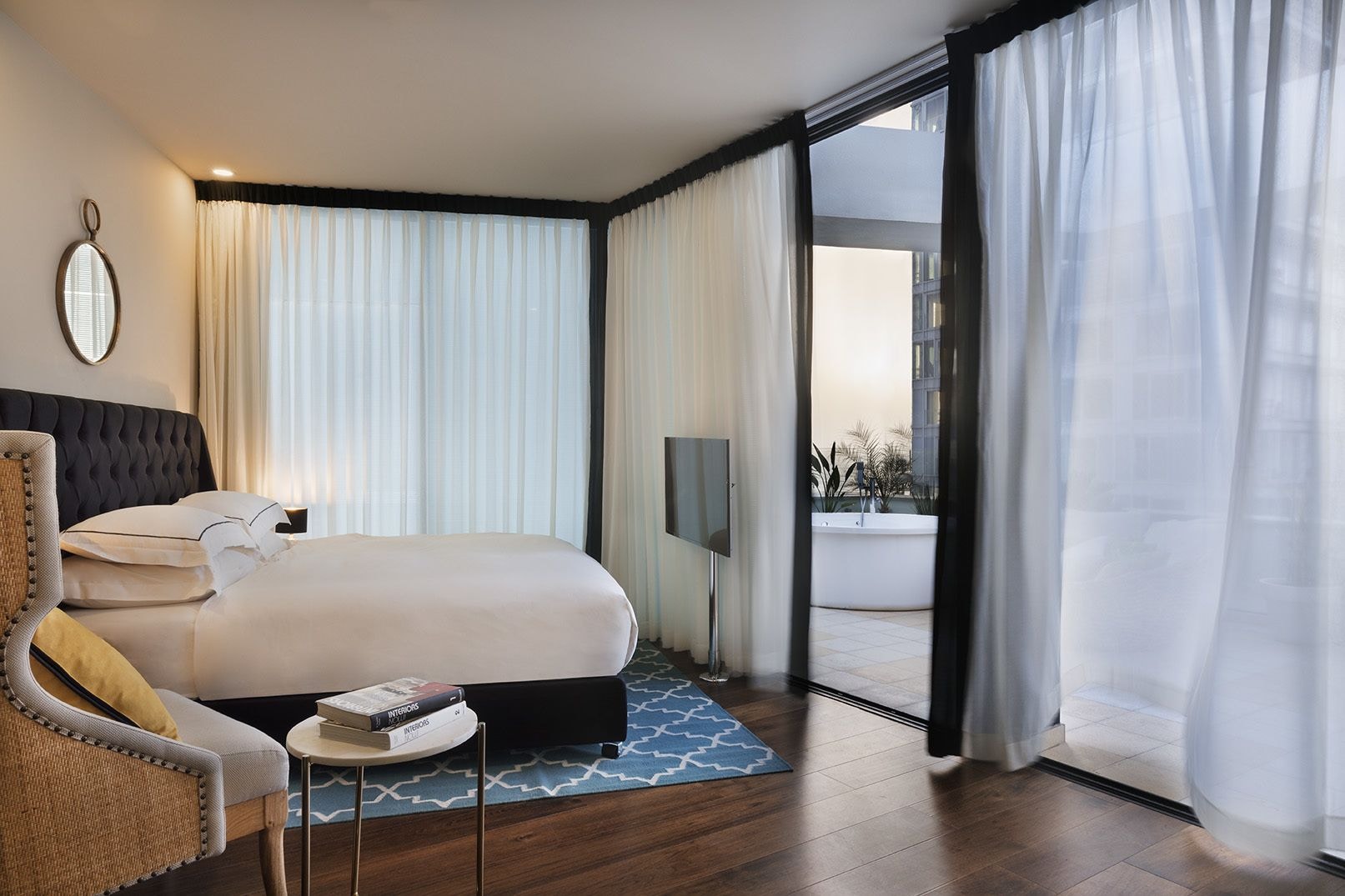 ROOM, KING BED, OUTDOOR JETTED TUB, TERRACE