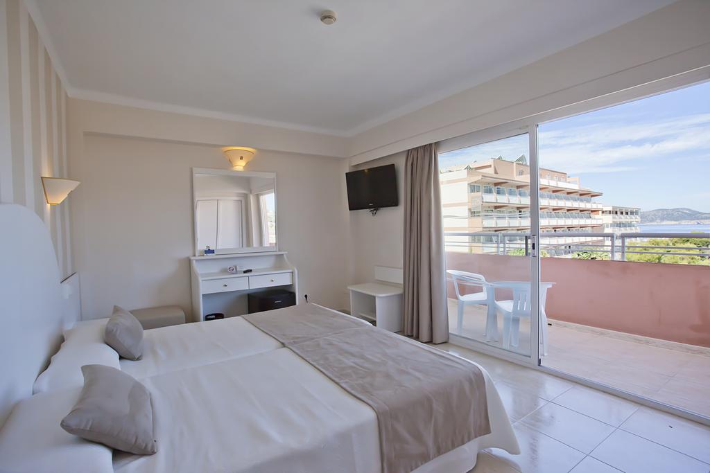 Sky Senses Hotel 6/50