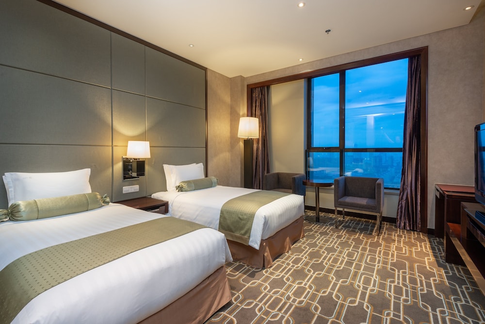 Crowne Plaza Shanghai Jinxiu by IHG 17/74