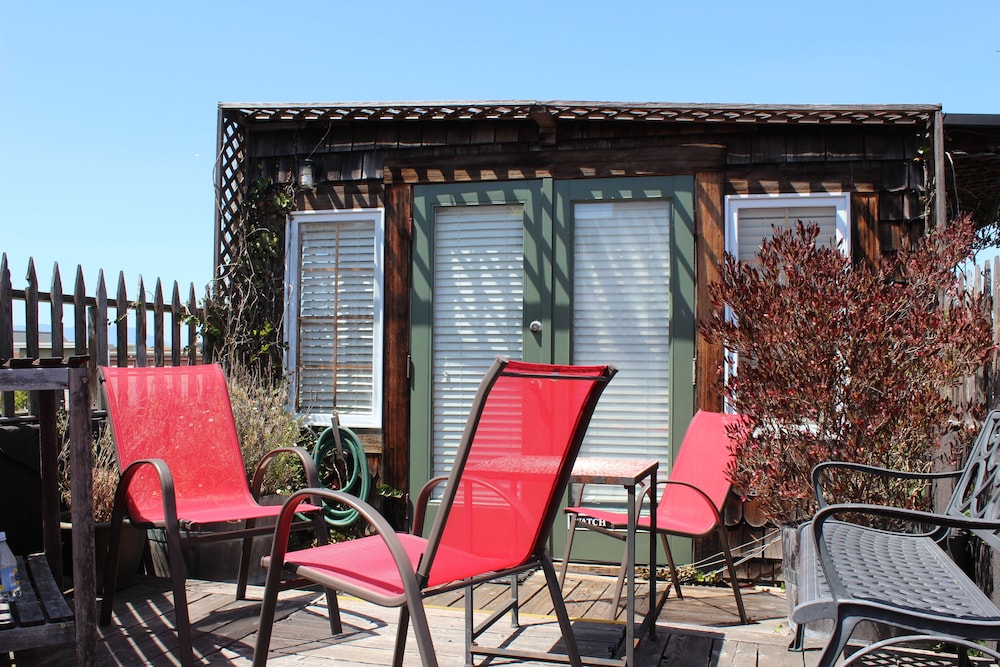 San Remo Hotel 24/50