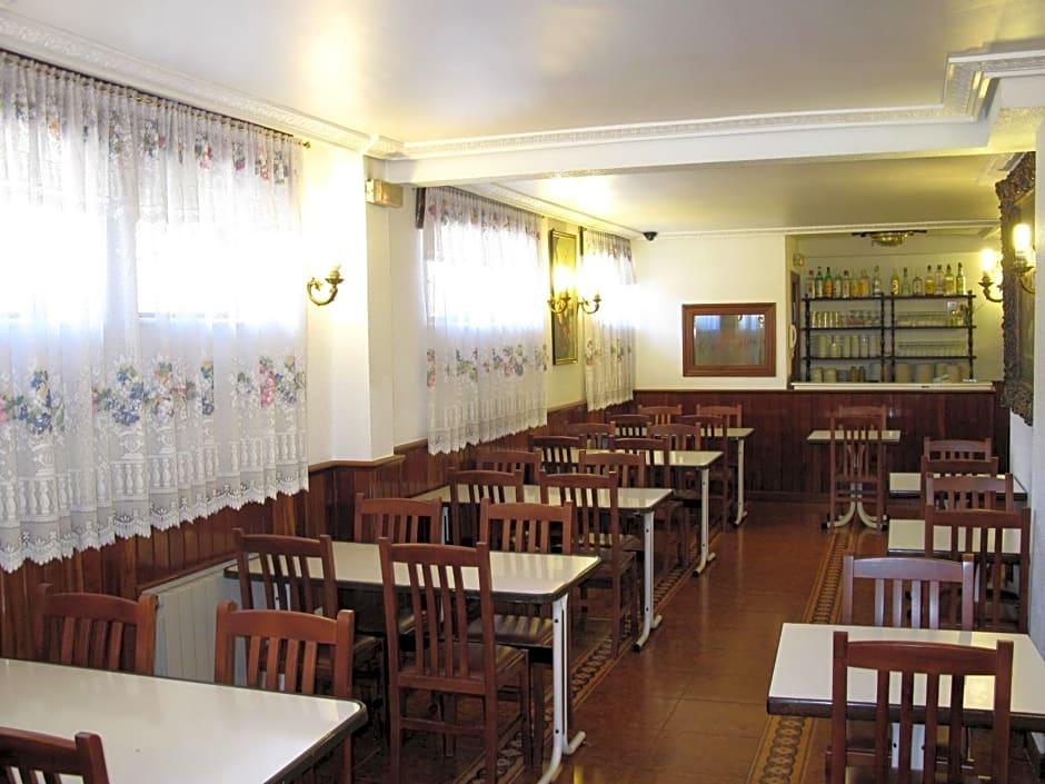 Hotel Antoyana 27/34