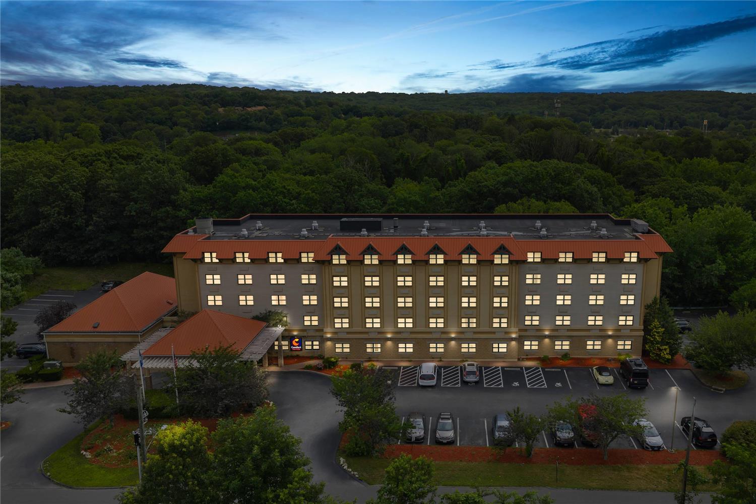 Comfort Suites Near Casinos 1/25