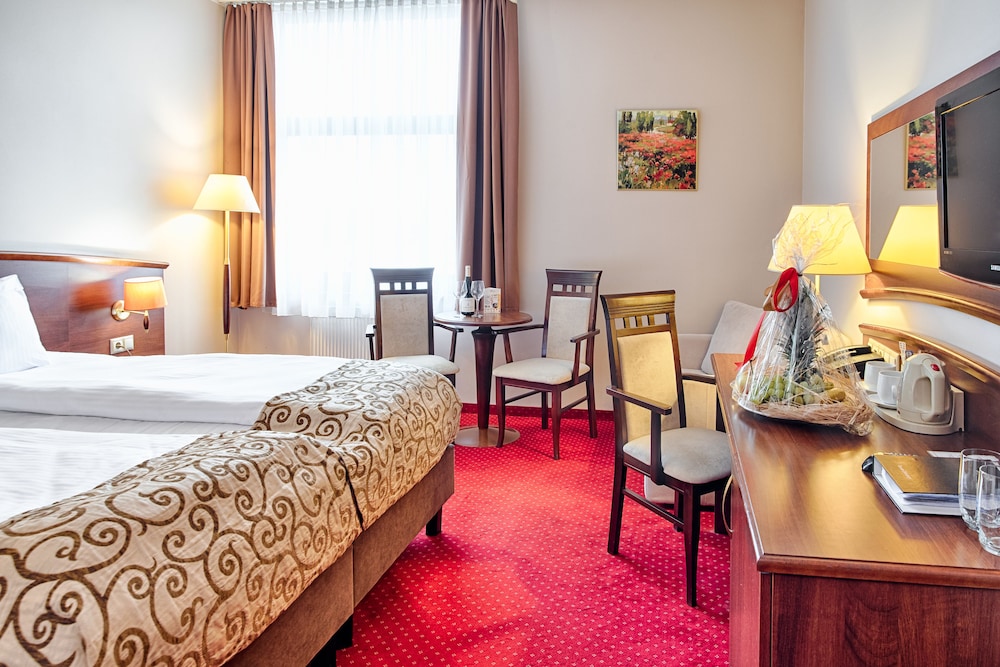 Grand Royal Hotel Conference & Spa 32/74