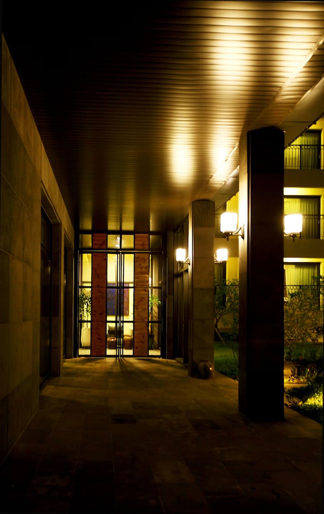 Illeinn Hotel 24/32