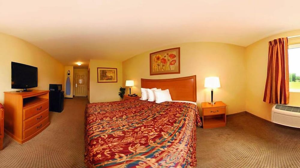 Econo Lodge Inn & Suites Rockmart 18/35