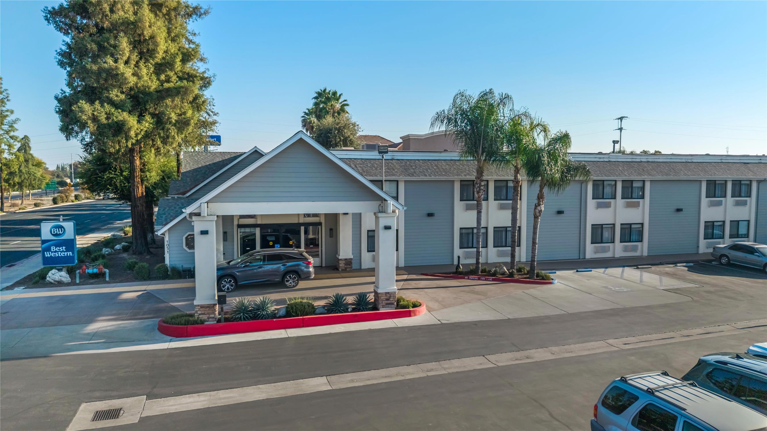 Best Western Town & Country Lodge 56/58