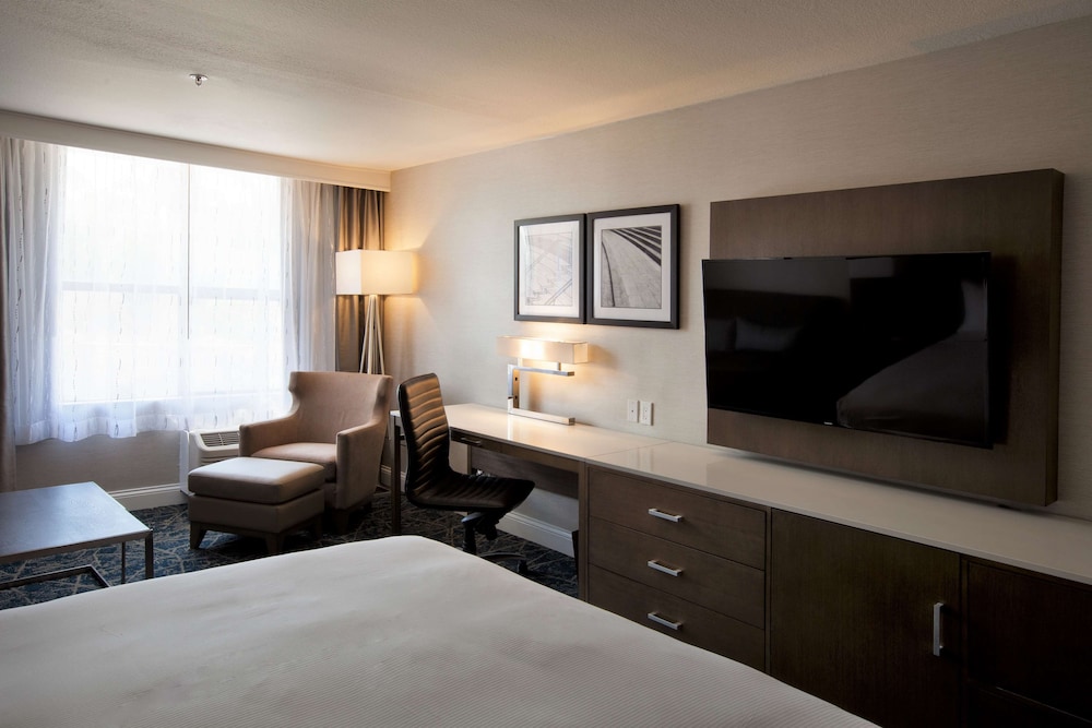 Doubletree By Hilton Pomona 15/64