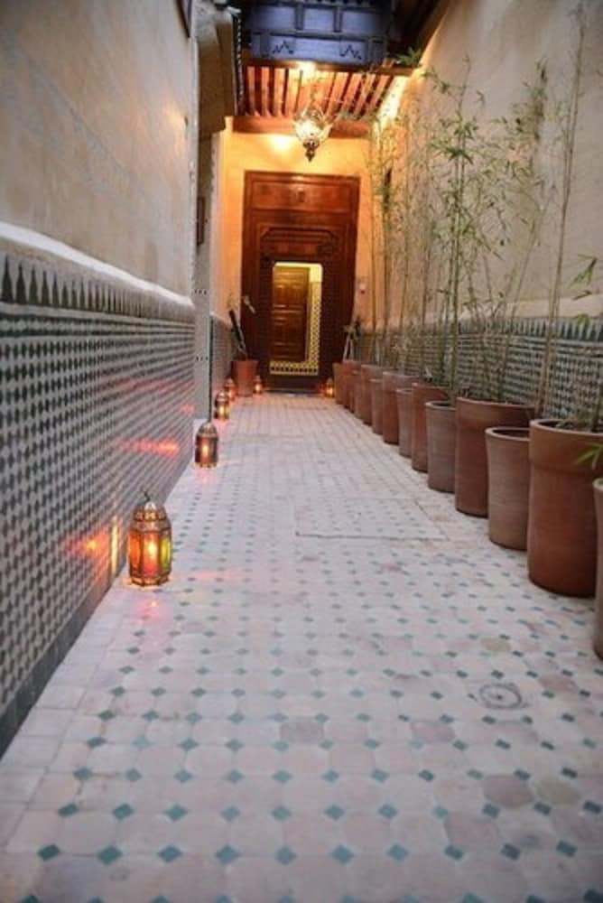 Riad El Yacout 37/70