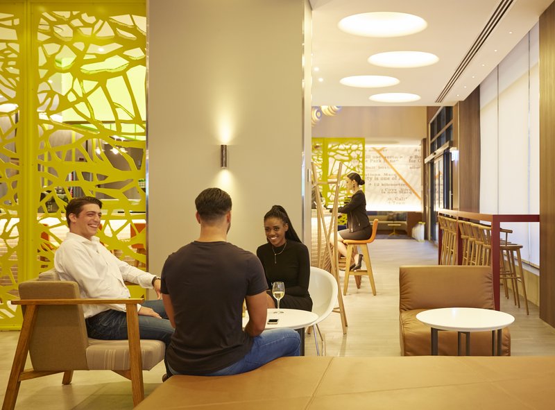 Holiday Inn Express Sydney Macquarie Park 7/54