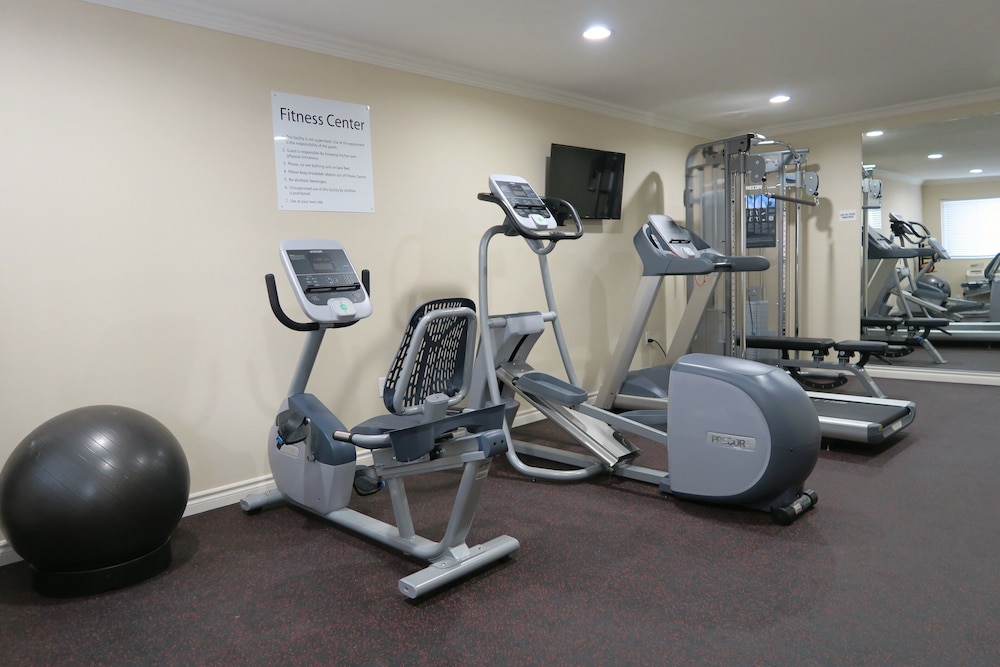 Solara Inn and Suites 20/33