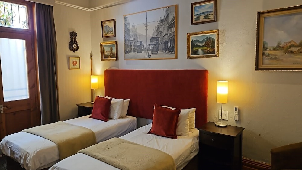 غرفة ديلوكس بسريرين منفصلين، Ashanti Guest House Gardens Hostel 8/10