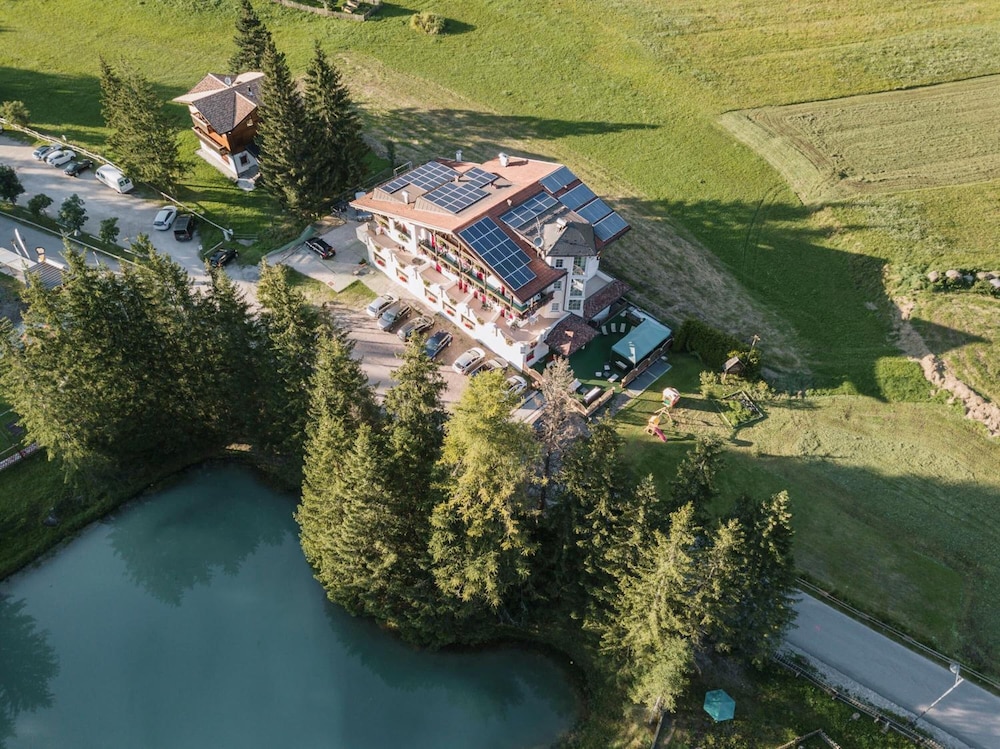HOTEL CHALET PINETA 47/50