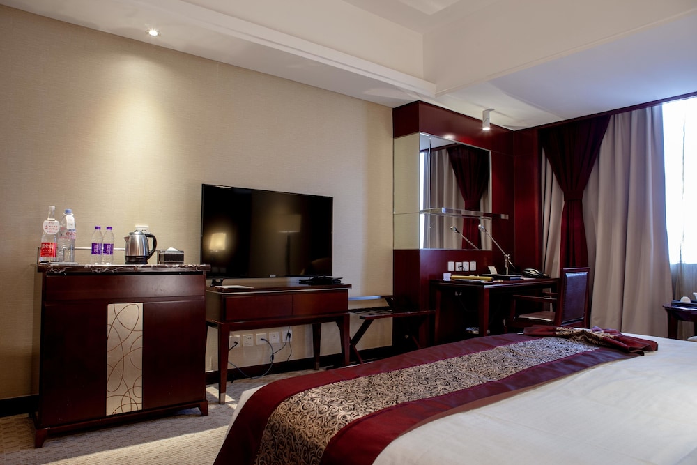 Vision Hotel 10/62