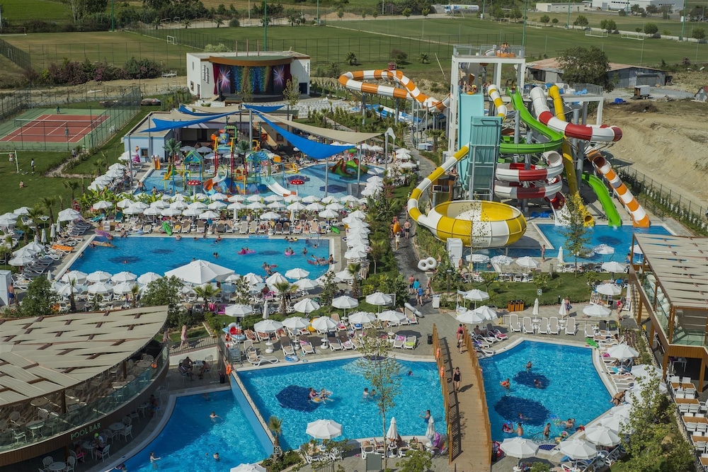 Dream World Aqua Hotel 31/50