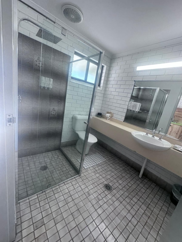 Albury Garden Court Motel 30/50