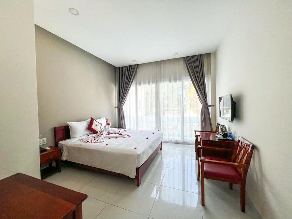 Vanda Hotel 18/32