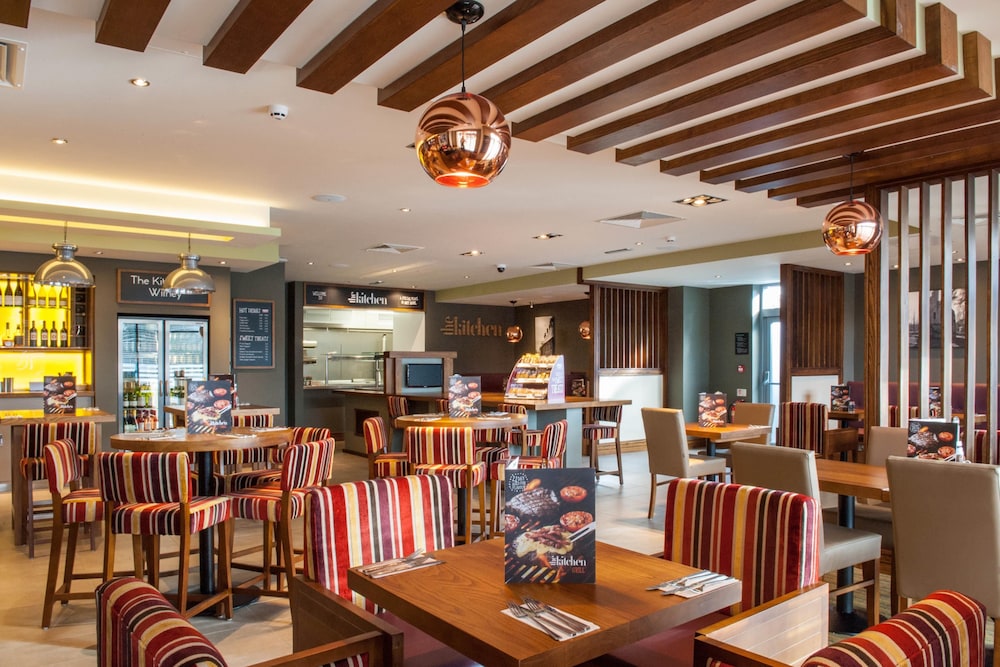 Premier Inn Witney 36/46