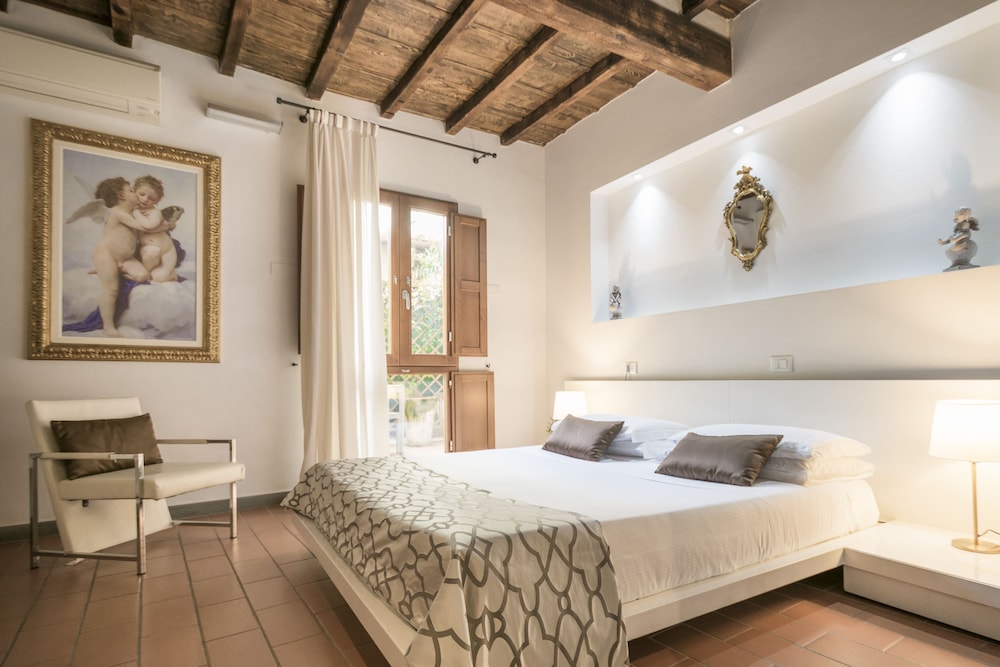 SETTE ANGELI ROOMS 35/72