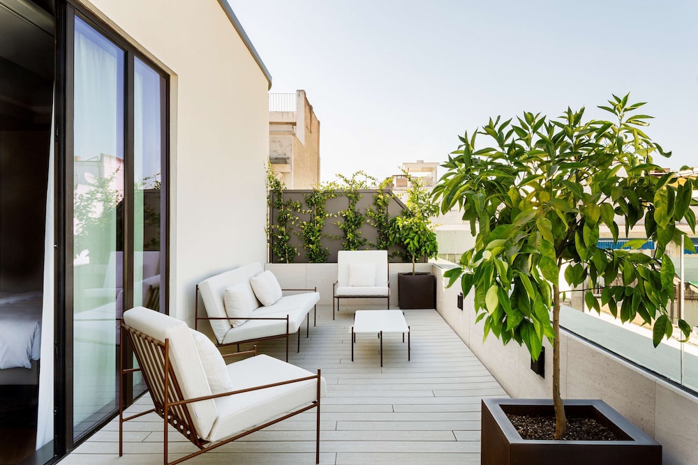 Radisson Collection Hotel, Magdalena Plaza Sevilla 5/73
