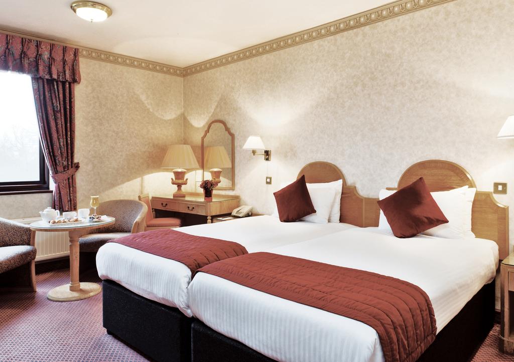 Copthorne Hotel Effingham Gatwick 10/38