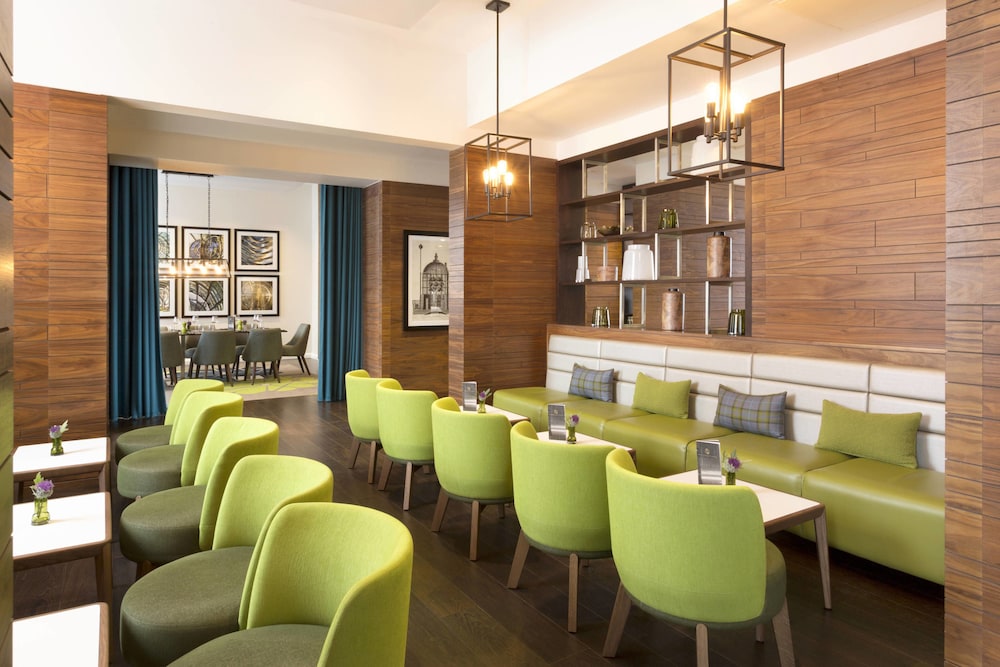 Courtyard by Marriott Edinburgh 46/64