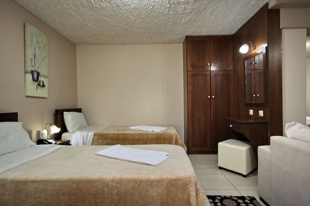 Menalia Villas Suites 11/59
