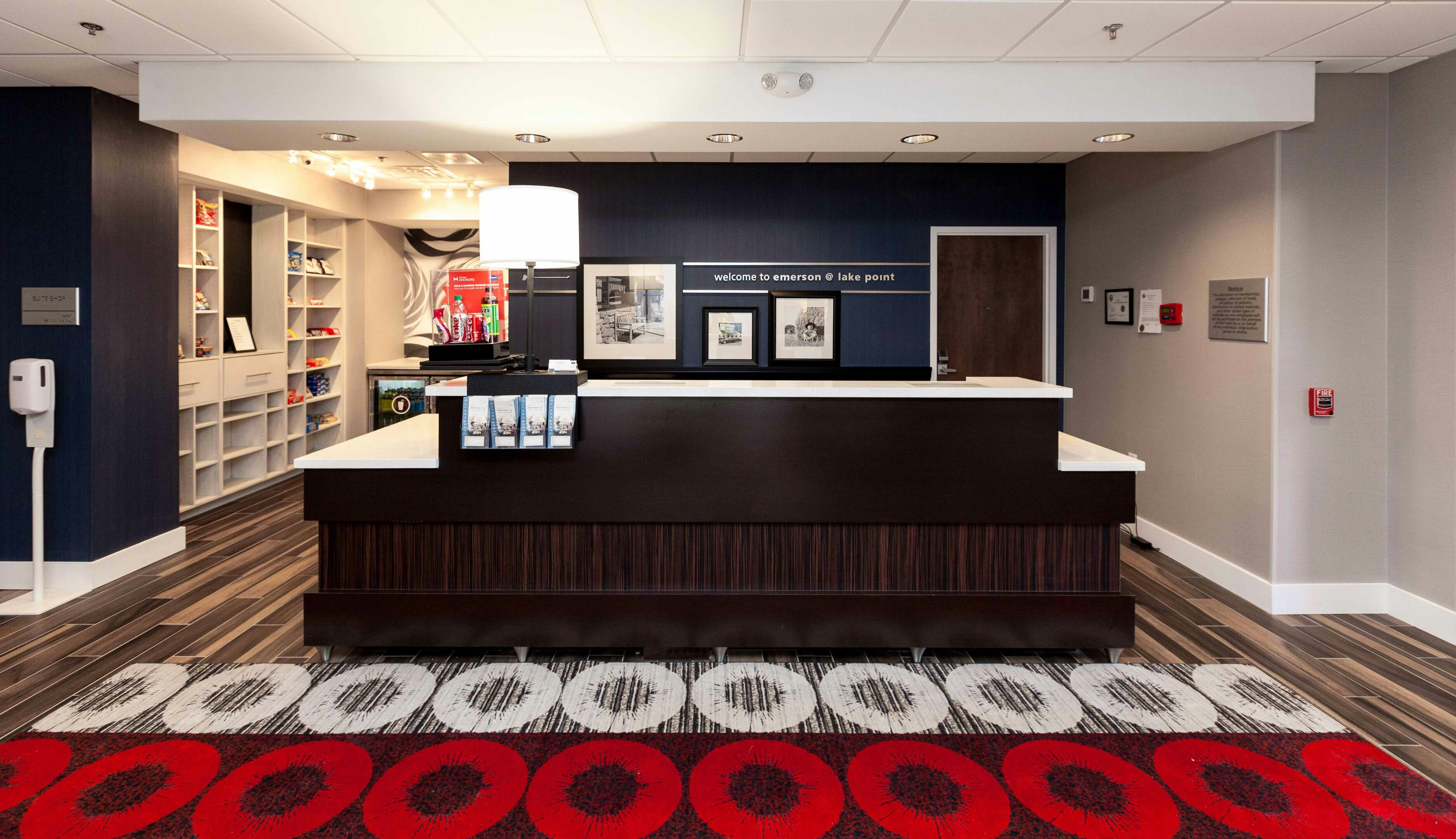 Hampton Inn Emersonlakepoint Ga 7/55