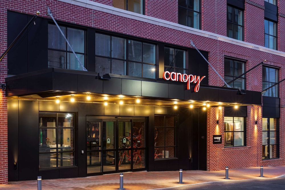 Canopy by Hilton Portland Waterfront 1/52