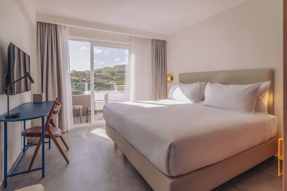 Standard, Double Bed, Balcony