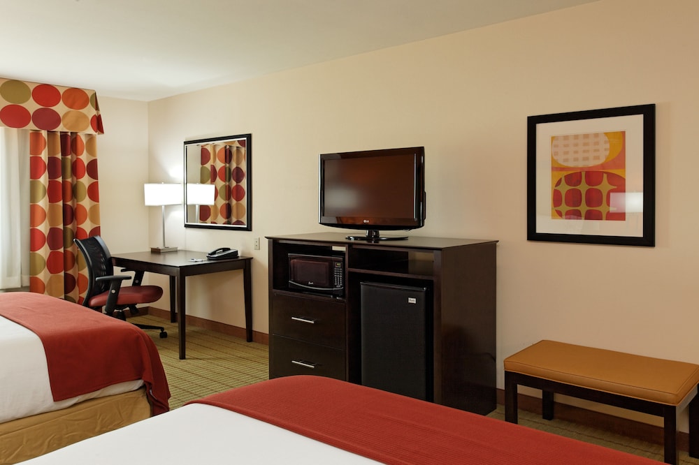 Holiday Inn Express Hotel Suites Florence Northeast 42/42