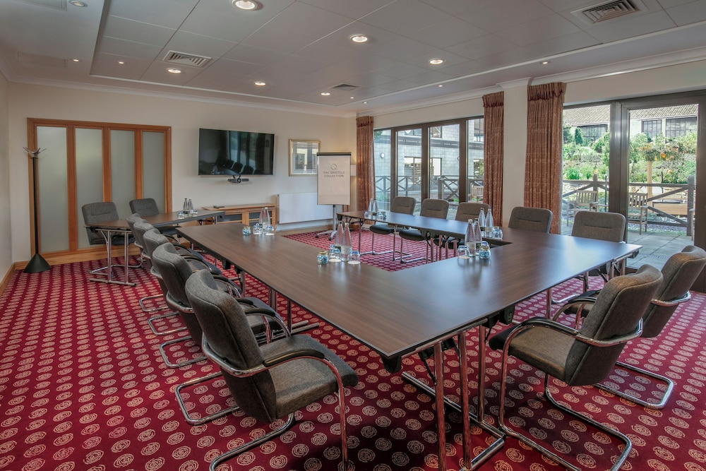Hampshire Court Hotel & Spa 55/65