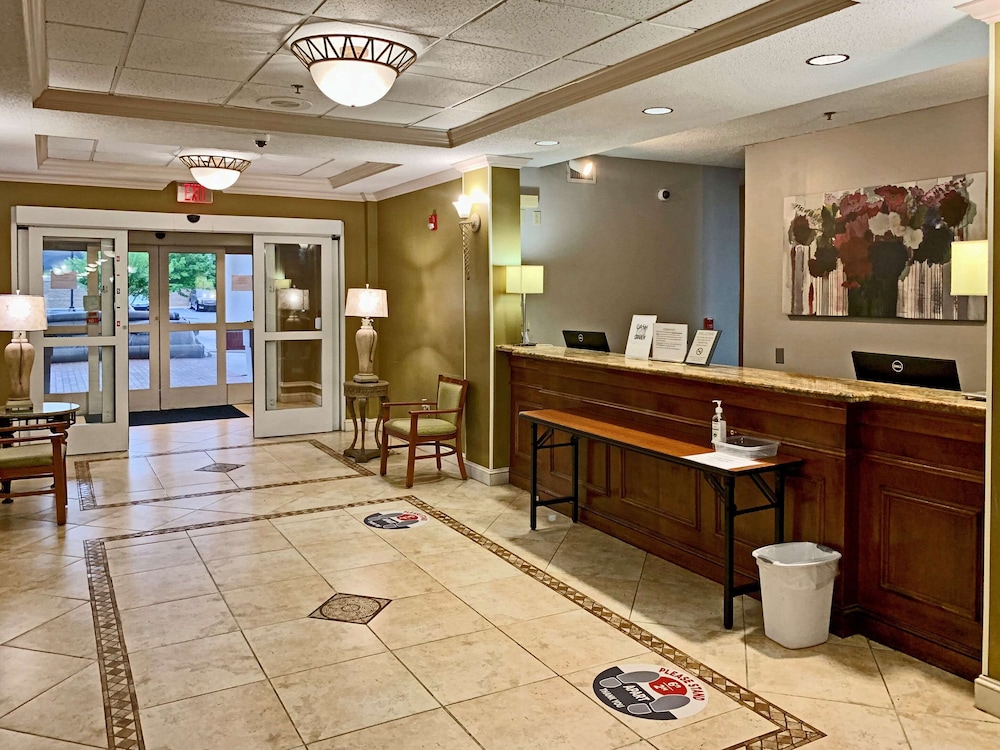 lobby