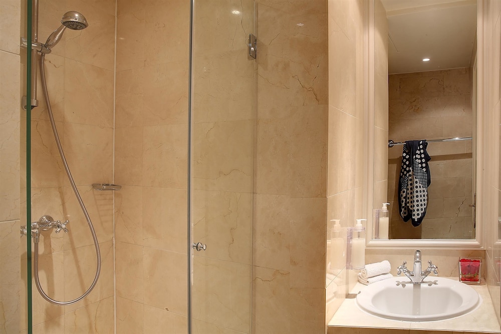 Hotel Saint Martin Bastille 48/50