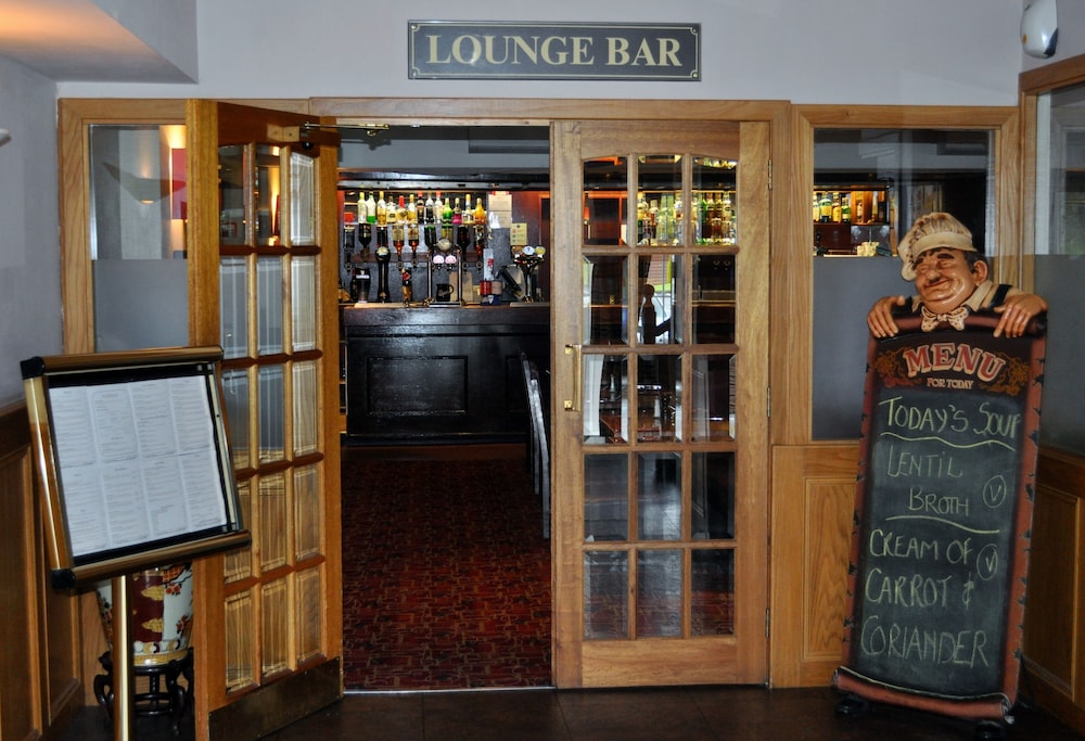 Abbotsford Hotel photo3