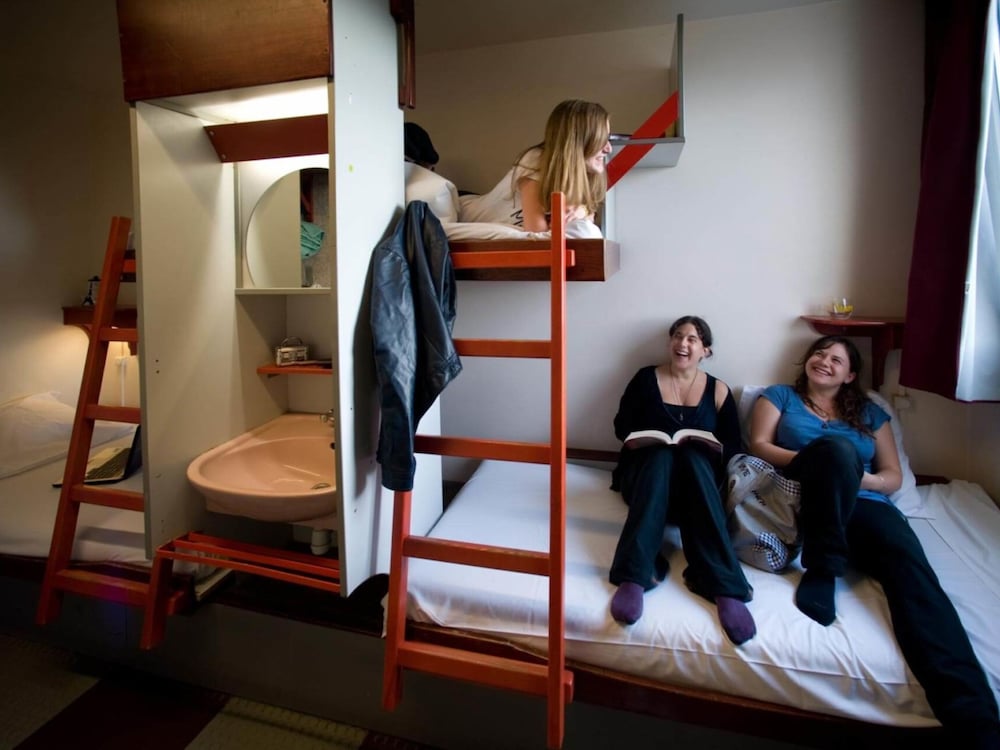 Auberge de Jeunesse Paris - Le d'Artagnan 28/50