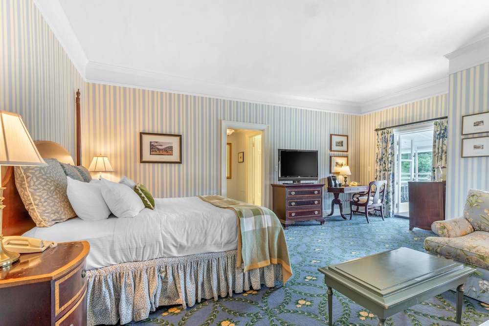 The Omni Homestead Resort 37/92