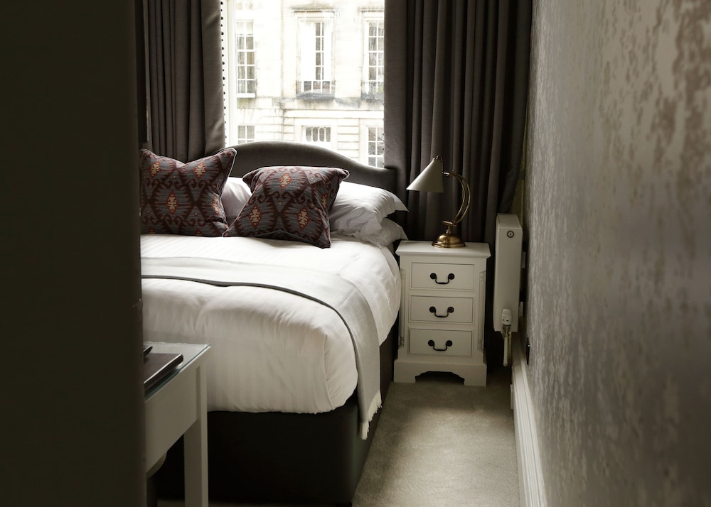 Nira Caledonia Hotel 38/69